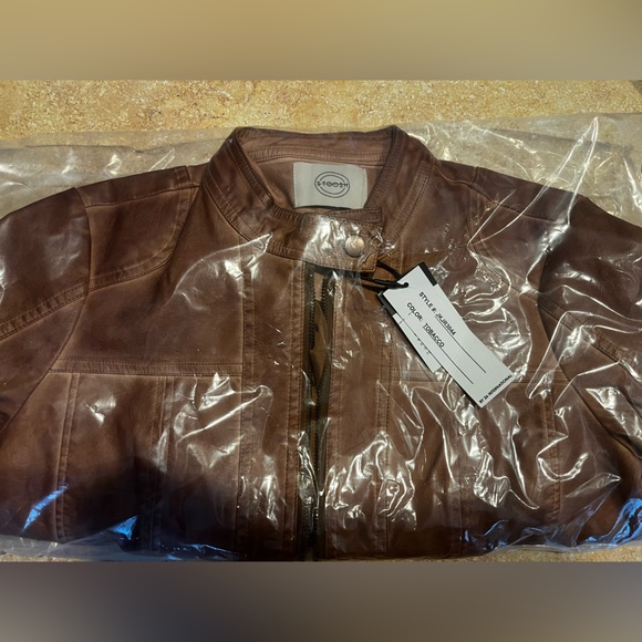 STOOSH 26 INTERNATIONAL WOMEN'S FAUX LEATHER JACKET Small - Picture 6 of 6